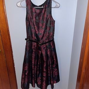 Sleeveless Black and Burgundy Tommy Hilfiger Dress